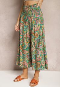 Renee - Zielone Spodnie Culottes z Bawełnianej Tkaniny Ozdobione Wzorem Paisley Gwinamas. Okazja: do pracy. Kolor: zielony. Materiał: bawełna, tkanina. Wzór: paisley, aplikacja #5