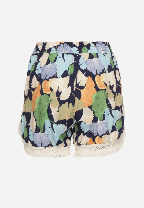 Born2be - Jasnoniebieskie Wiskozowe Szorty w Kwiaty z Gumką w Pasie Ozdobione Frędzlami Belfea. Okazja: na spacer, na plażę. Kolor: niebieski. Materiał: wiskoza. Wzór: aplikacja, kwiaty. Sezon: wiosna, lato