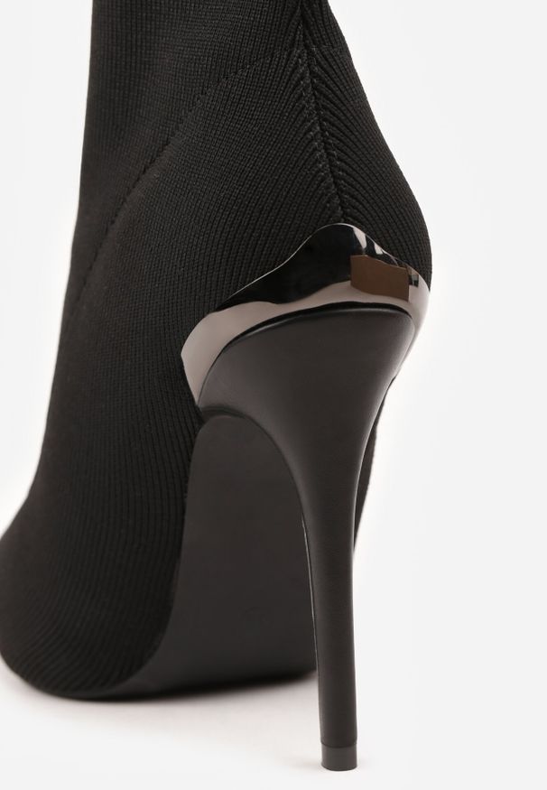 Born2be - Czarne Skarpetkowe Botki Vices na Szpilce z Noskiem w Szpic Brettalie. Okazja: na spotkanie biznesowe. Kolor: czarny. Obcas: na szpilce. Styl: biznesowy, elegancki