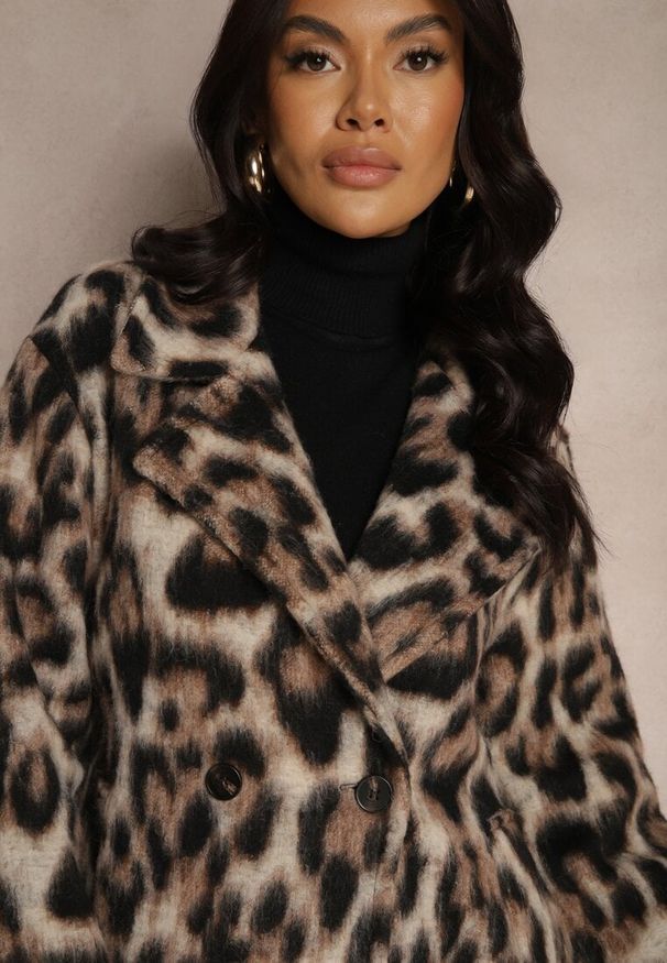 Renee - Brązowy Panterkowy Płaszcz Dwurzędowy z Wsuwanymi Kieszeniami Niarelith. Okazja: na co dzień. Kolor: brązowy. Materiał: jeans. Styl: casual, elegancki