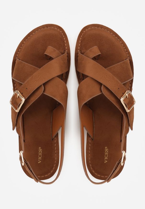 Renee - Brązowe Sandały Japonki VICES z Ozdobnym Paskiem i Klamrą Vendan. Okazja: na co dzień. Zapięcie: klamry. Kolor: brązowy. Materiał: jeans. Sezon: lato. Styl: casual, elegancki