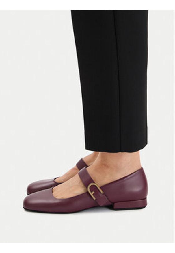 Furla Półbuty Chic Ballerina YJ70HIC X30000 AL 26700 Bordowy. Kolor: czerwony. Materiał: skóra