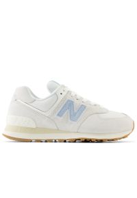 Buty New Balance WL574QA2 - białe. Kolor: biały. Materiał: guma, syntetyk, zamsz, materiał, skóra. Szerokość cholewki: normalna. Model: New Balance 574