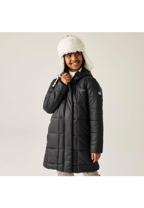 Regatta - Płaszcz dziecięcy zimowy Junior Embrie. Okazja: na co dzień. Kolor: czarny. Materiał: puch. Sezon: zima. Styl: casual, elegancki, sportowy
