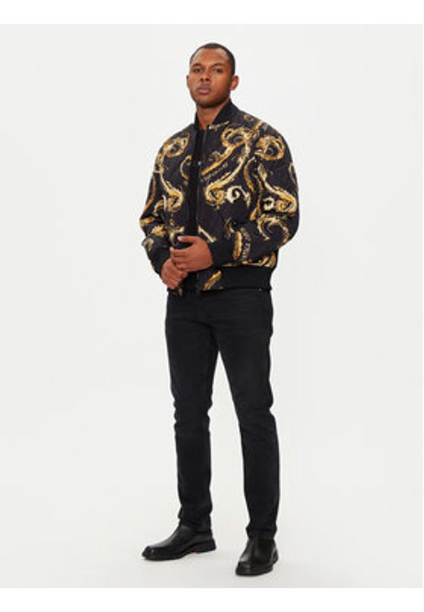 Versace Jeans Couture Kurtka bomber 77GASD07 Czarny Loose Fit. Kolor: czarny. Materiał: syntetyk