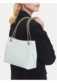 Calvin Klein Jeans Torebka Sculpted Chain Shoulder Bag LV04K3163G Szary. Kolor: szary. Materiał: skórzane #5