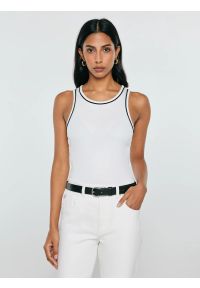 Big-Star - Top damski z kontrastowym wykoŅczeniem biały Lessa 100. Kolor: biały. Materiał: dzianina, materiał. Sezon: lato. Styl: elegancki, klasyczny, retro, sportowy #1