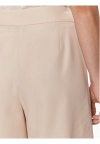 JOOP! Bermudy 30042155 Beżowy Regular Fit. Kolor: beżowy. Materiał: lyocell #7