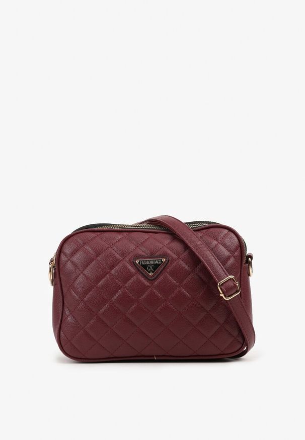 Born2be - Bordowa Trzykomorowa Torebka Pikowana na Ramię z Dodatkowym Regulowanym Paskiem Rivila. Kolor: czerwony. Materiał: pikowane. Styl: elegancki, casual. Rodzaj torebki: na ramię