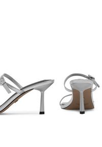 Nine West Klapki ZL23005-1CC Srebrny. Kolor: srebrny. Materiał: skóra #8