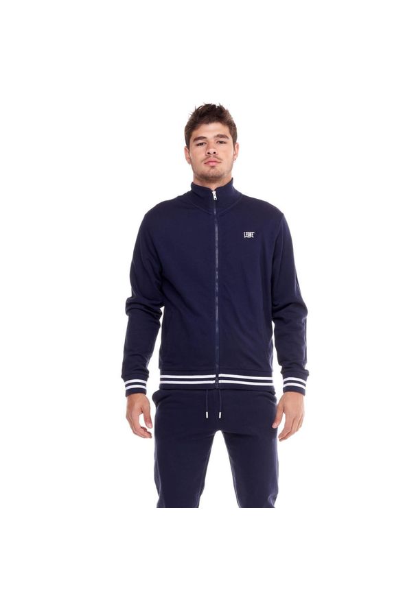 LEONE 1947 APPAREL - Męski dres ze stójką i zamkiem Welcome Back. Kolor: niebieski, wielokolorowy, biały. Materiał: dresówka. Sport: fitness