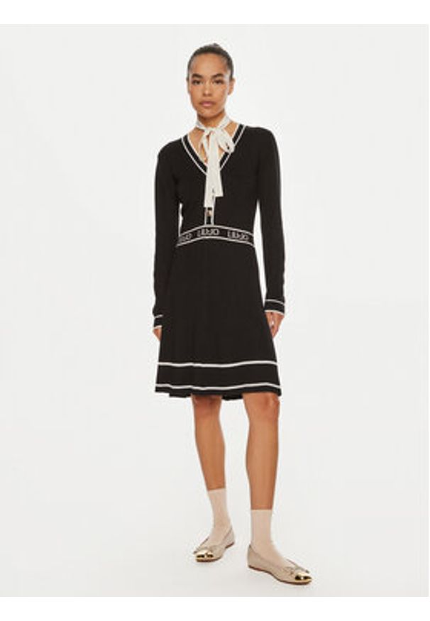 Liu Jo Sukienka dzianinowa TF4050 MS59L Czarny Regular Fit. Kolor: czarny. Materiał: wiskoza, syntetyk