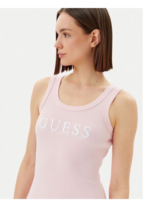 Guess Sukienka codzienna V5GK06 K8RT2 Różowy Slim Fit. Okazja: na co dzień. Kolor: różowy. Materiał: wiskoza. Typ sukienki: proste. Styl: casual