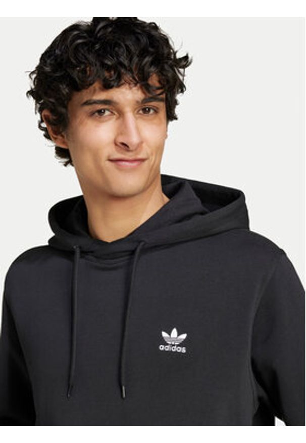 Adidas - adidas Bluza Trefoil Essentials IW5789 Czarny Regular Fit. Kolor: czarny. Materiał: bawełna