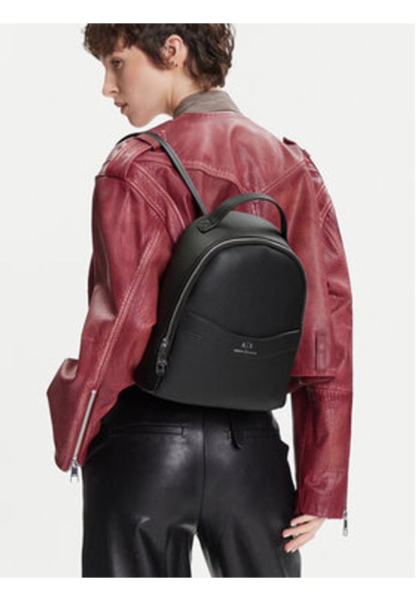 Armani Exchange Plecak XW000924 AF13676 UC001 Czarny. Kolor: czarny. Materiał: skóra