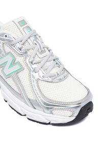 New Balance Sneakersy G7402H8 Srebrny. Kolor: srebrny. Materiał: mesh #3
