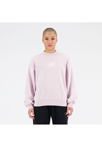 Bluza damska New Balance WT33514DMY – różowa. Typ kołnierza: bez kaptura. Kolor: różowy. Materiał: materiał, bawełna, dresówka, prążkowany, poliester