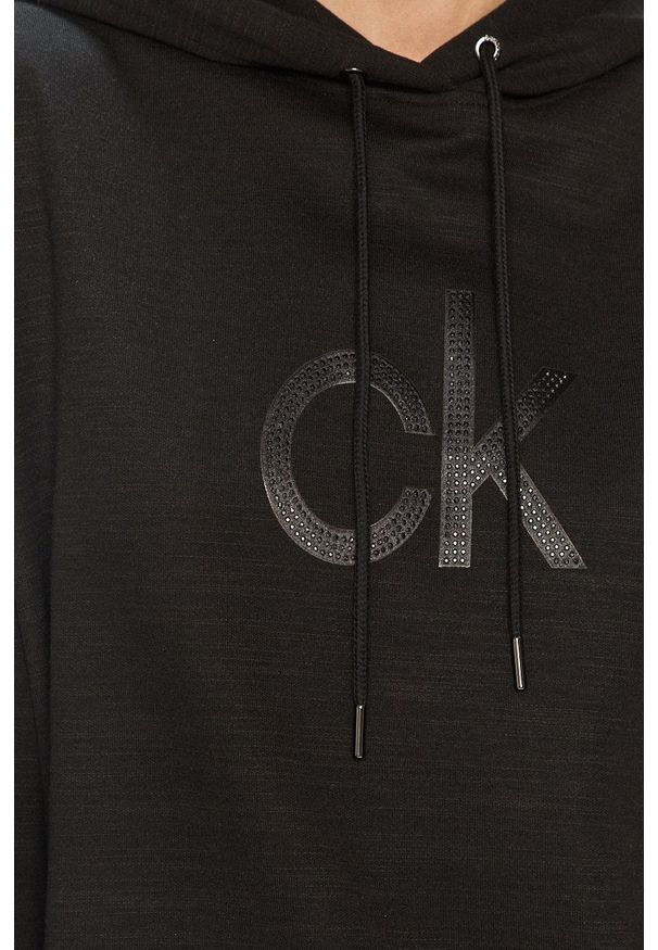 Calvin Klein - Bluza. Okazja: na co dzień. Kolor: czarny. Materiał: dzianina. Długość rękawa: długi rękaw. Długość: długie. Wzór: nadruk. Styl: casual