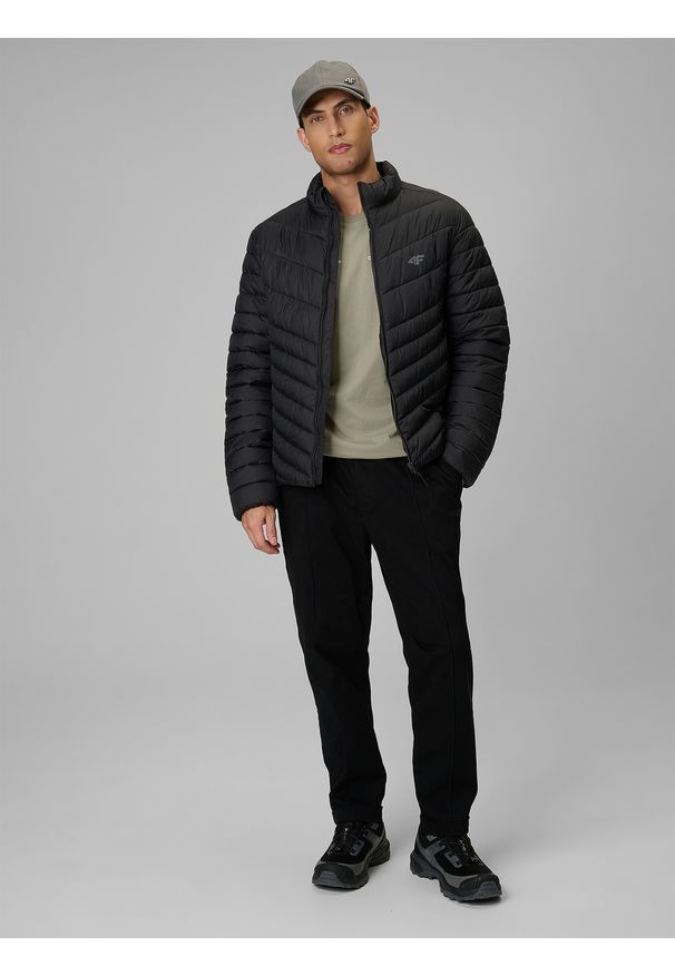4f - 4F Kurtka z wypełnieniem syntetycznym męska - czarna L. Okazja: na co dzień. Kolor: czarny. Materiał: syntetyk. Wzór: jodełka. Styl: casual