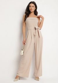 Born2be - Beżowy Kombinezon Ozdobiony Paskiem z Szerokimi Nogawkami Deolise. Kolor: beżowy. Długość rękawa: na ramiączkach. Wzór: aplikacja. Styl: elegancki #6
