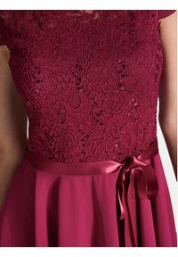 Swing Sukienka koktajlowa 77760510 Bordowy Regular Fit. Kolor: czerwony. Materiał: syntetyk. Styl: wizytowy #2