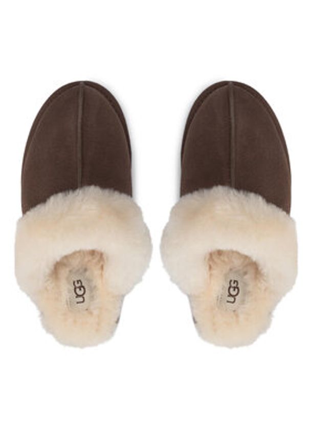Ugg Kapcie W Scuffette II 1106872 Brązowy. Kolor: brązowy. Materiał: skóra