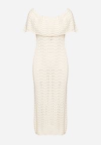 Born2be - Beżowa Ażurowa Sukienka o Fasonie Hiszpanki z Wywijanym Dekoltem Filiorra. Okazja: na co dzień. Typ kołnierza: dekolt hiszpanka. Kolor: beżowy. Materiał: jeans. Wzór: ażurowy. Styl: casual #2