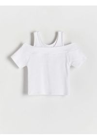 Reserved - Prążkowana bluzka - biały. Kolor: biały. Materiał: prążkowany. Długość: krótkie