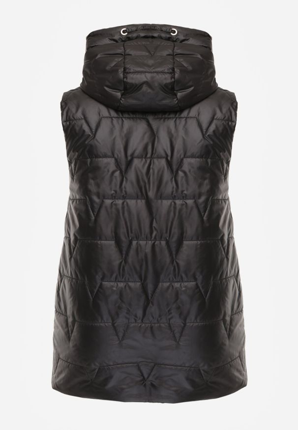 Born2be - Czarna Kamizelka z Nieodpinanym Kapturem i Geometrycznym Pikowaniem Kalousa. Okazja: na co dzień. Kolor: czarny. Materiał: jeans, dresówka. Długość rękawa: długi rękaw. Wzór: geometria. Styl: casual, klasyczny