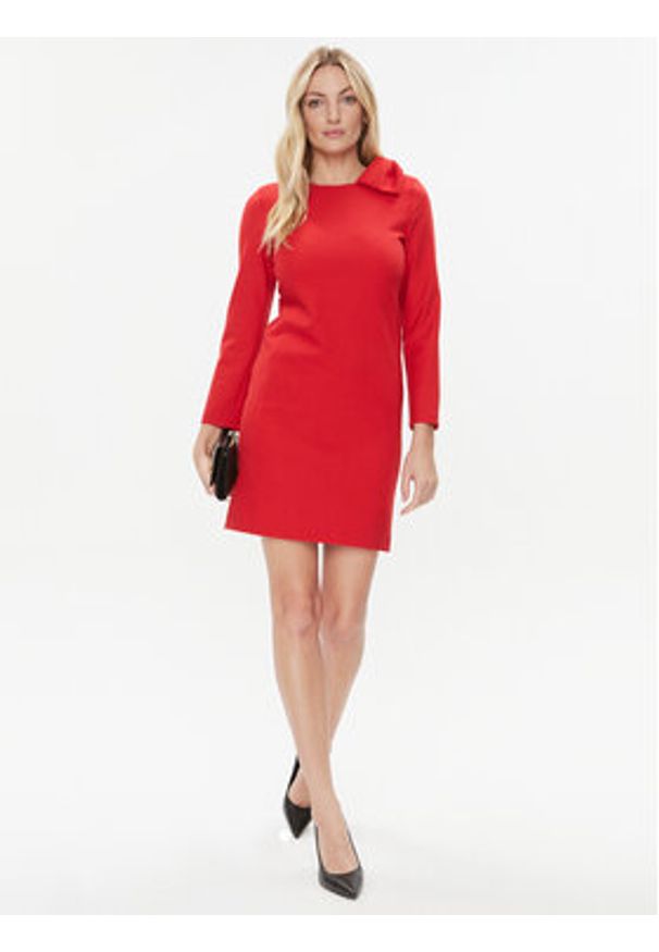 Marella Sukienka codzienna Imperia 2332261236200 Czerwony Regular Fit. Okazja: na co dzień. Kolor: czerwony. Materiał: syntetyk. Typ sukienki: proste. Styl: casual