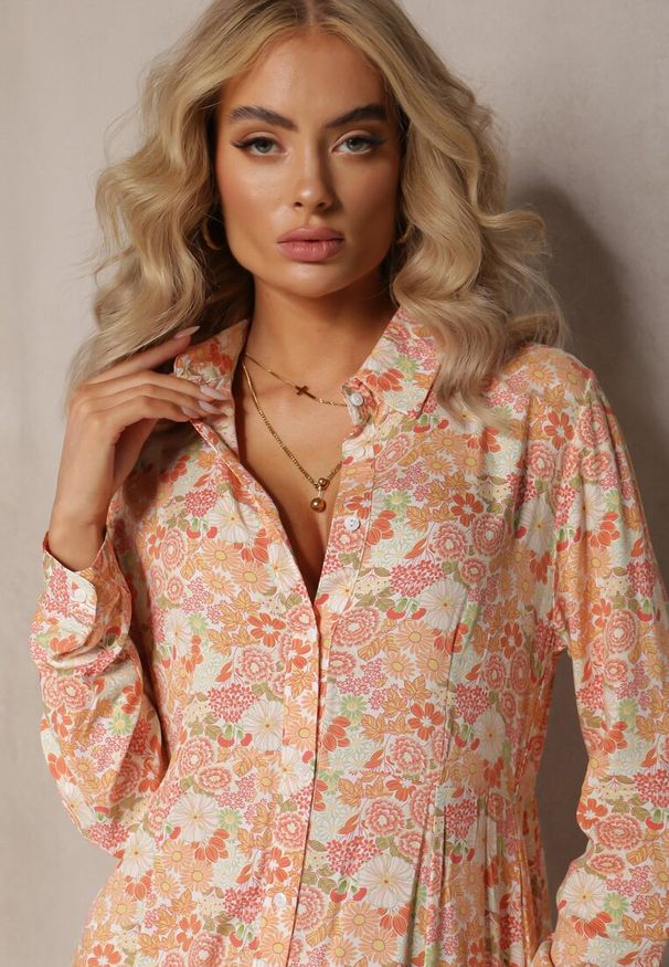 Renee - Biało-Pomarańczowa Sukienka Koszulowa Castorius. Okazja: na randkę, na spacer, na plażę. Kolor: pomarańczowy. Wzór: nadruk. Typ sukienki: koszulowe. Materiał: tkanina. Długość rękawa: długi rękaw. Sezon: lato. Styl: boho, klasyczny. Długość: maxi