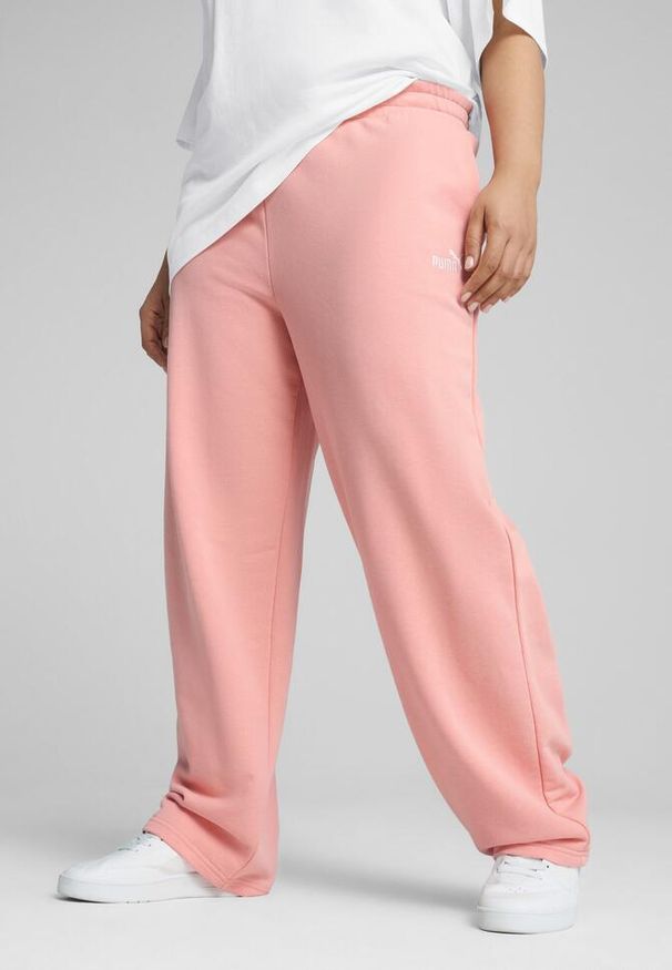 Puma - Damskie spodnie z prostymi nogawkami i małym logo No. 1 ESS Comfort PUMA. Kolor: różowy. Wzór: haft
