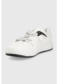 Answear Lab sneakersy kolor biały. Nosek buta: okrągły. Zapięcie: sznurówki. Kolor: biały