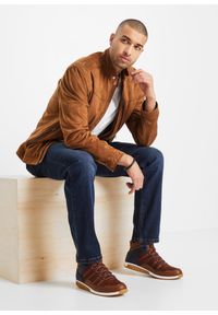 bonprix - Kurtka z imitacji skóry welurowej. Typ kołnierza: kołnierzyk stójkowy. Kolor: brązowy. Materiał: skóra, welur #2