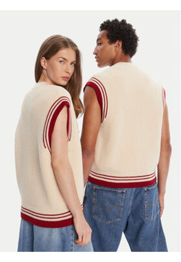 AMI PARIS - AMI Paris Sweter UKS768.KN0068 Beżowy Regular Fit. Kolor: beżowy. Materiał: wełna