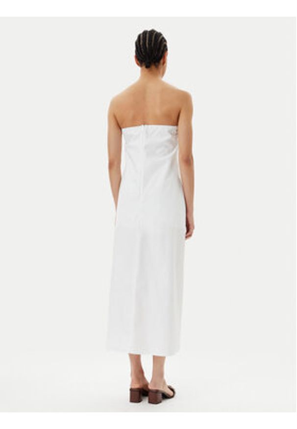 Herskind Sukienka letnia Chantelle 5568202 Biały Regular Fit. Kolor: biały. Materiał: bawełna. Sezon: lato