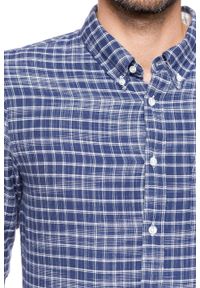 Lee - KOSZULA LEE BUTTON DOWN WASHED BLUE L880IOLR. Typ kołnierza: button down. Kolor: biały. Długość rękawa: długi rękaw. Długość: długie. Wzór: kratka. Styl: elegancki #4