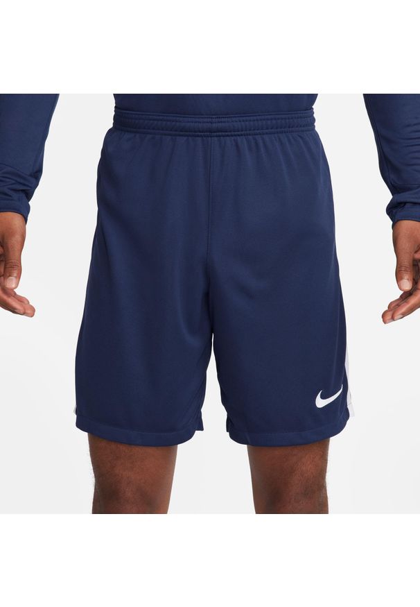 Krótki Mężczyzna Nike League Knit III granatowy. Kolor: niebieski, wielokolorowy, biały. Długość: krótkie. Sport: fitness, piłka nożna