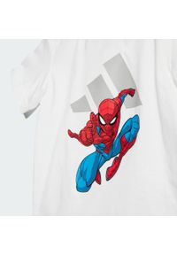 Adidas - Zestaw adidas x Marvel Spider-Man Tee Kids. Kolor: biały, wielokolorowy, szary. Wzór: motyw z bajki #2