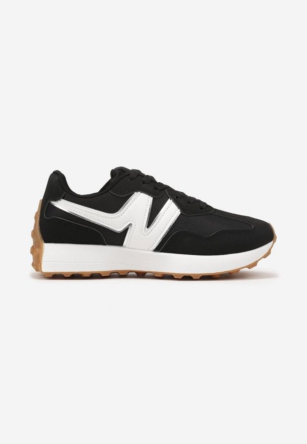 Renee - Czarne Płaskie Sneakersy Ozdobione Geometrycznym Wzorem Rividi. Okazja: na co dzień, na spacer. Kolor: czarny. Materiał: jeans. Szerokość cholewki: normalna. Wzór: aplikacja, geometria. Sport: turystyka piesza