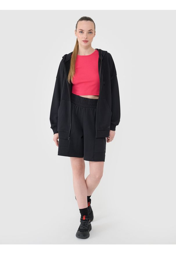 4f - 4F Bluza dresowa rozpinana z kapturem damska - czarna XS. Okazja: na co dzień. Typ kołnierza: kaptur. Kolor: czarny. Materiał: dresówka. Wzór: gładki, ze splotem. Styl: casual, sportowy