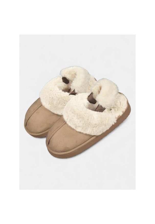 Kapcie Damskie Barts Ayumies. Kolor: brązowy. Materiał: futro. Styl: sportowy