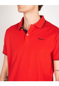 Pepe Jeans Koszulka Polo "Lucas" | PM541431 | Lucas | Mężczyzna | Czerwony. Okazja: na co dzień. Typ kołnierza: polo. Kolor: czerwony. Materiał: bawełna. Wzór: nadruk. Styl: casual
