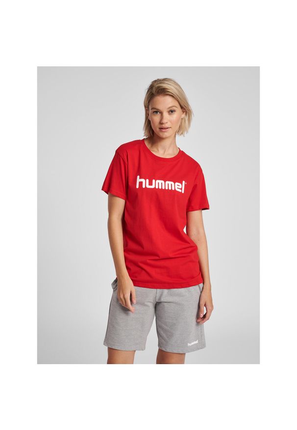 Koszulka sportowa z krótkim rękawem damska Hummel Cotton Logo. Kolor: czerwony, różowy, wielokolorowy. Długość rękawa: krótki rękaw. Długość: krótkie
