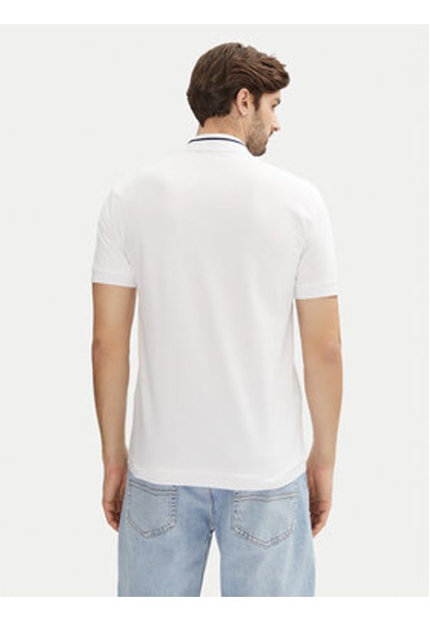EA7 Emporio Armani Polo 7M000183 AF13511 U0002 Biały Regular Fit. Typ kołnierza: polo. Kolor: biały. Materiał: bawełna