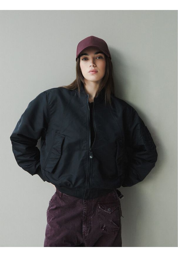 G-Star RAW - G-Star Raw Kurtka bomber D26973 C143 Czarny Loose Fit. Kolor: czarny. Materiał: syntetyk