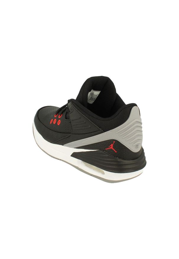 Buty Sportowe Męskie Nike Jordan Max Aura 5. Kolor: czarny. Materiał: skóra. Sport: bieganie