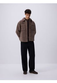 Reserved - Jeansy baggy tapered - czarny. Kolor: czarny