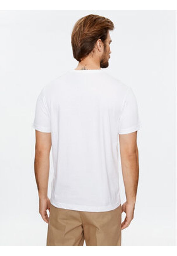 GANT - Gant T-Shirt Shield 2003184 Biały Regular Fit. Kolor: biały. Materiał: bawełna