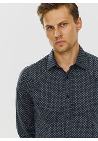 PAKO LORENTE – Koszula w kolorze granatowym w mikrowzór P24SF-1X-028-G-S - Pako Lorente. Okazja: na co dzień. Kolor: niebieski. Materiał: jeans, elastan. Styl: casual